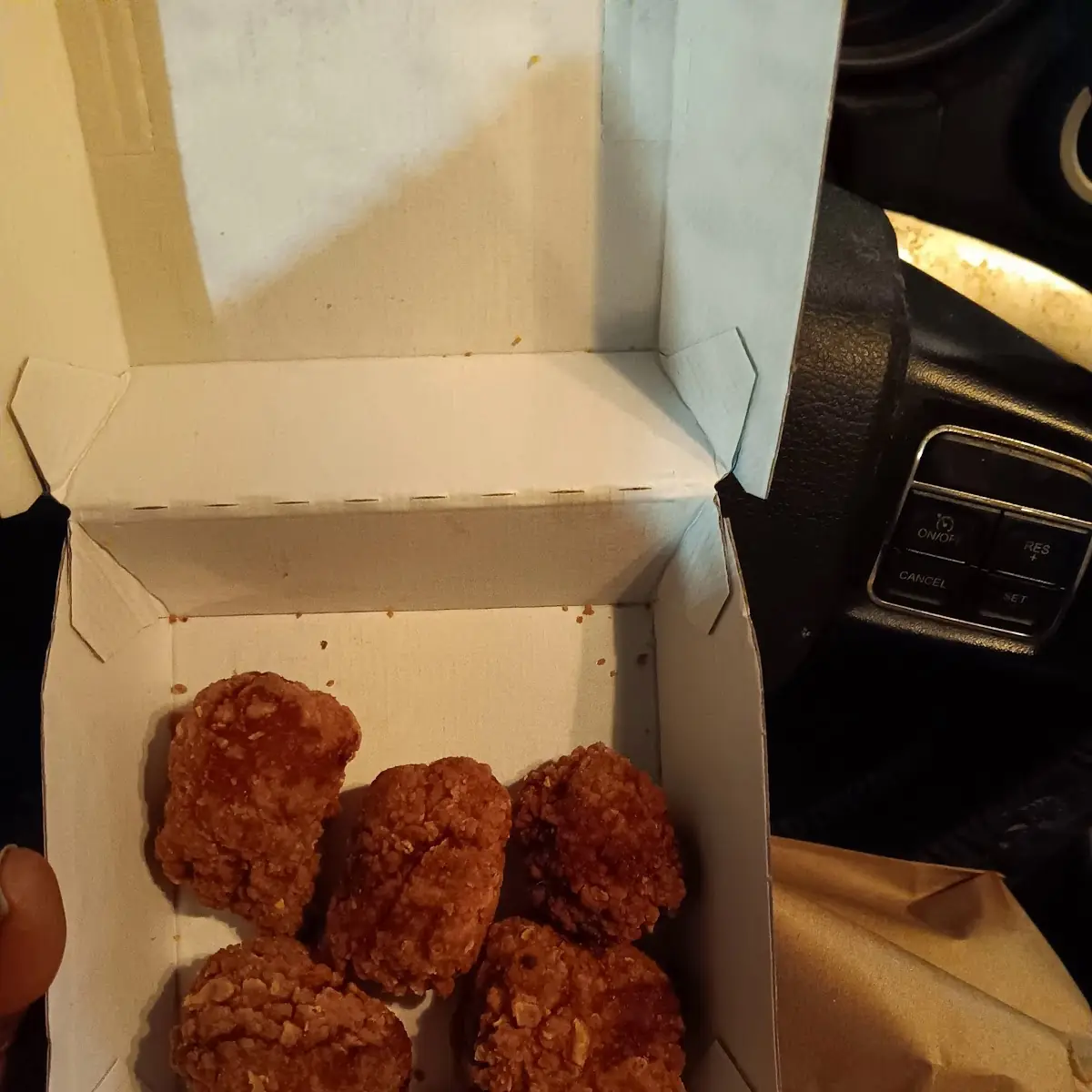 Diablo Dusted Crispy Chicken Nuggets Deluxe Combo