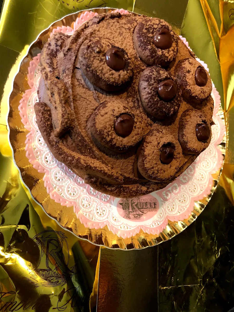 Sponge Cake with Chocolate