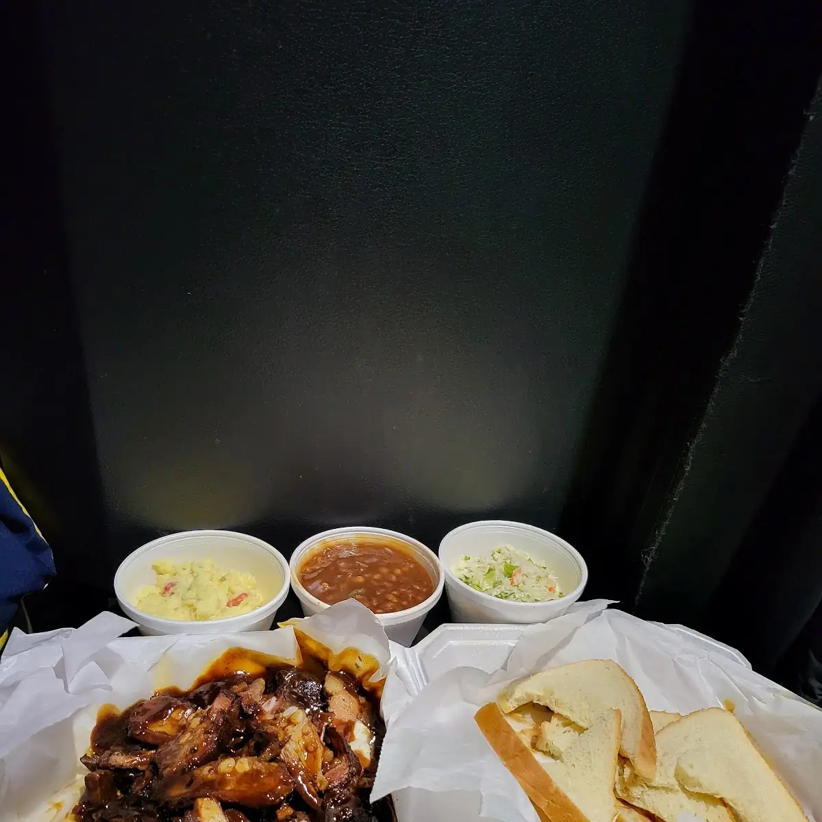 1lb Rib Tips Dinner with Side of Choice