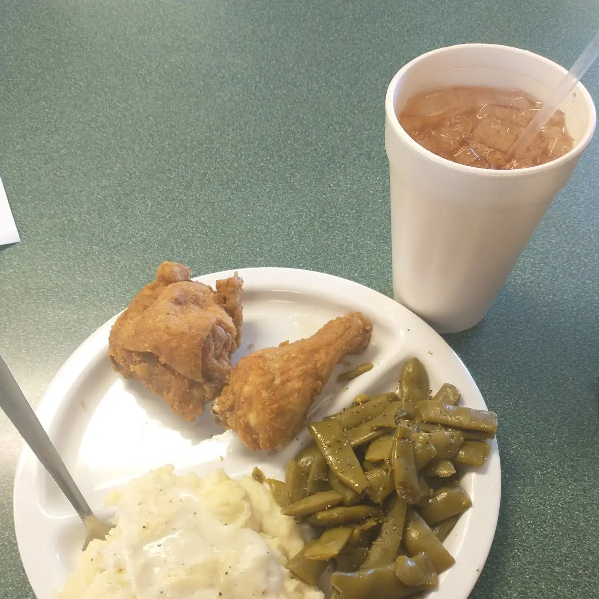 Fried Chicken Mashed Potatoes and Gravy Green Beans