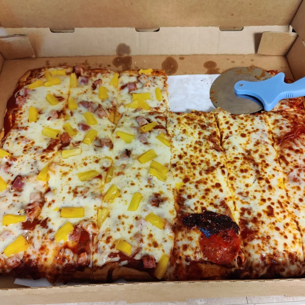 Pineapple Pizza