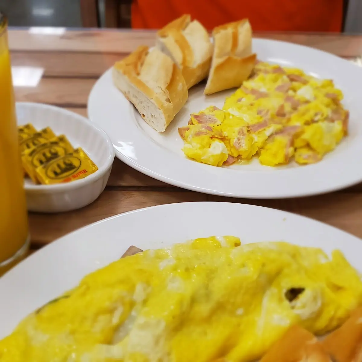 Scrambled Eggs Omelette