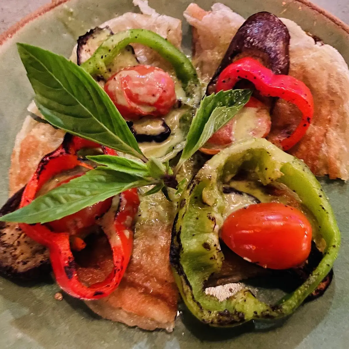 Roti with Green Curry Sauce