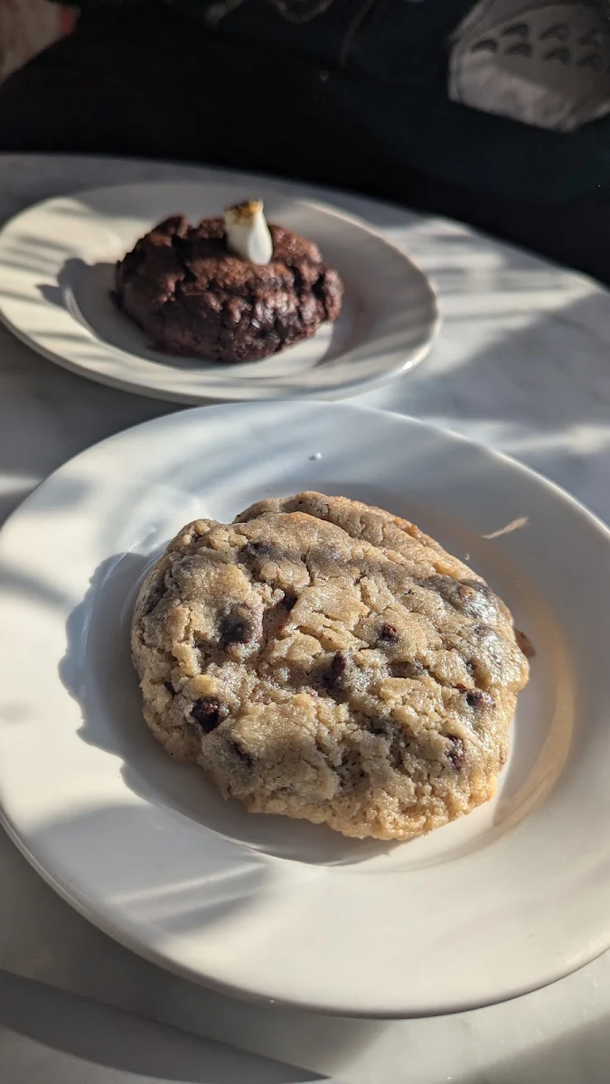 Chocolate Chip Cookie
