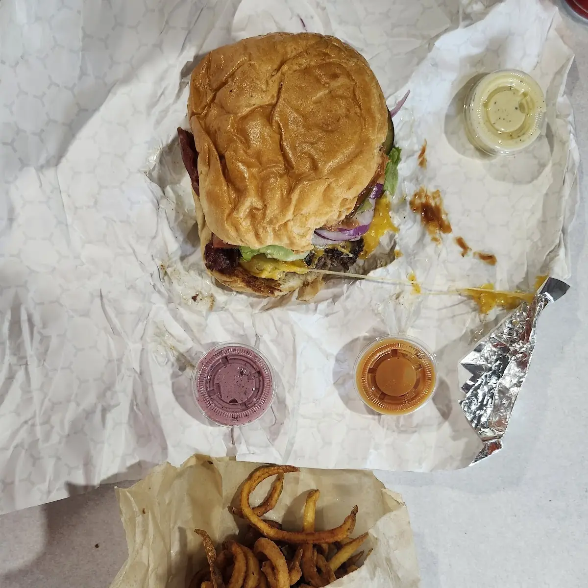 Hamburger with Golden Curly Fries