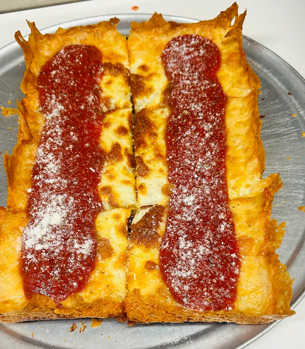 Detroit Pizza