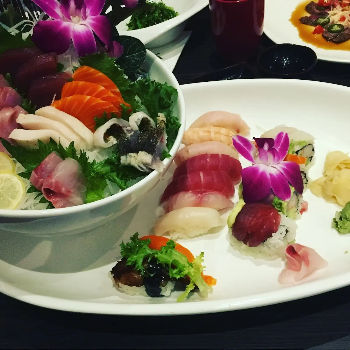 Sashimi Deluxe