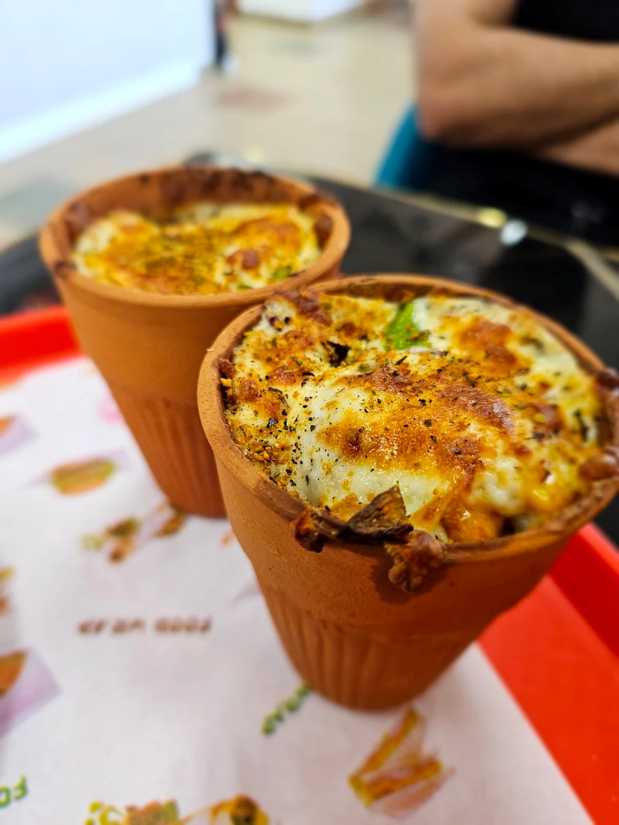 Kulhad Momos, Wow Eats