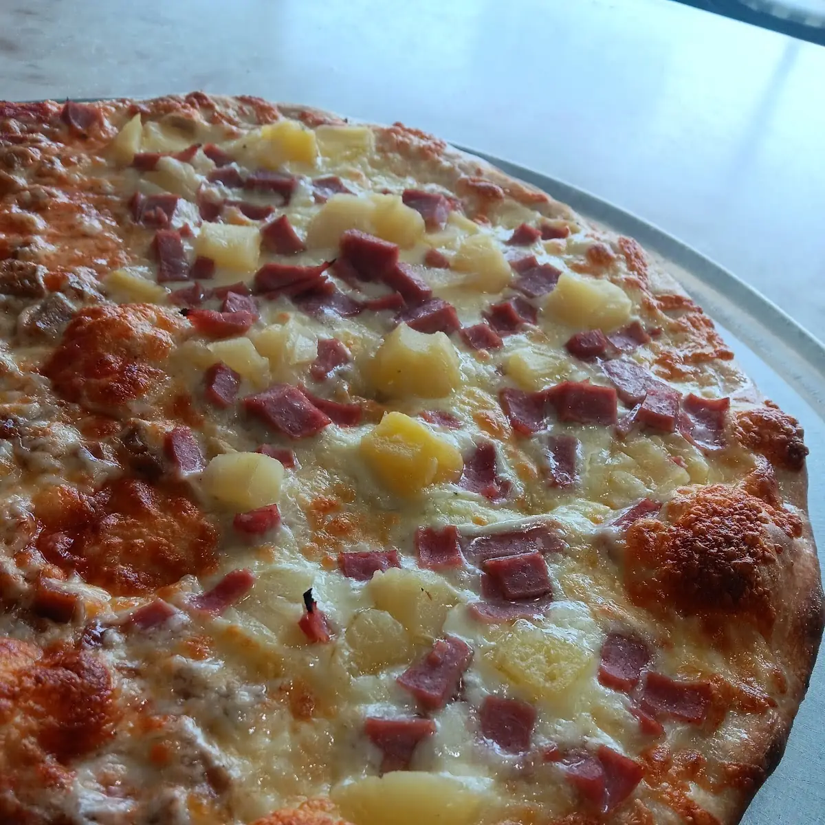 Hawaiian Pizza