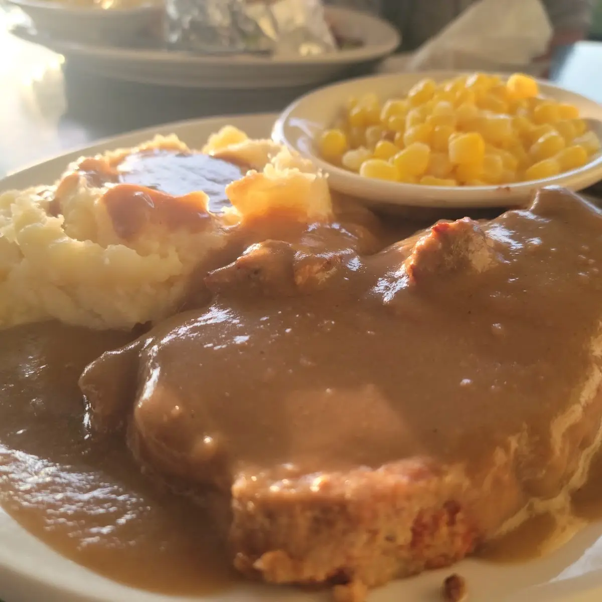 1 2 Hot Sandwich with Mashed Potatoes & Gravy
