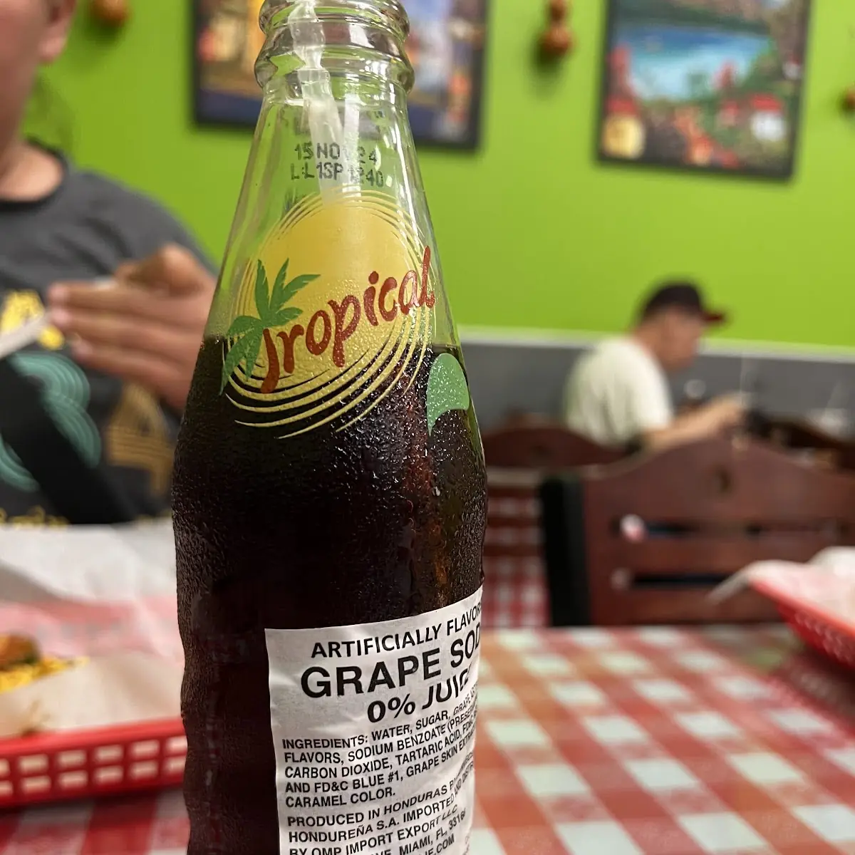 Uva Tropical
