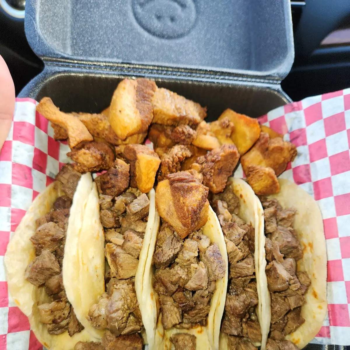 Tacos De Carne Asada & Popcorn Chicharrones Plate