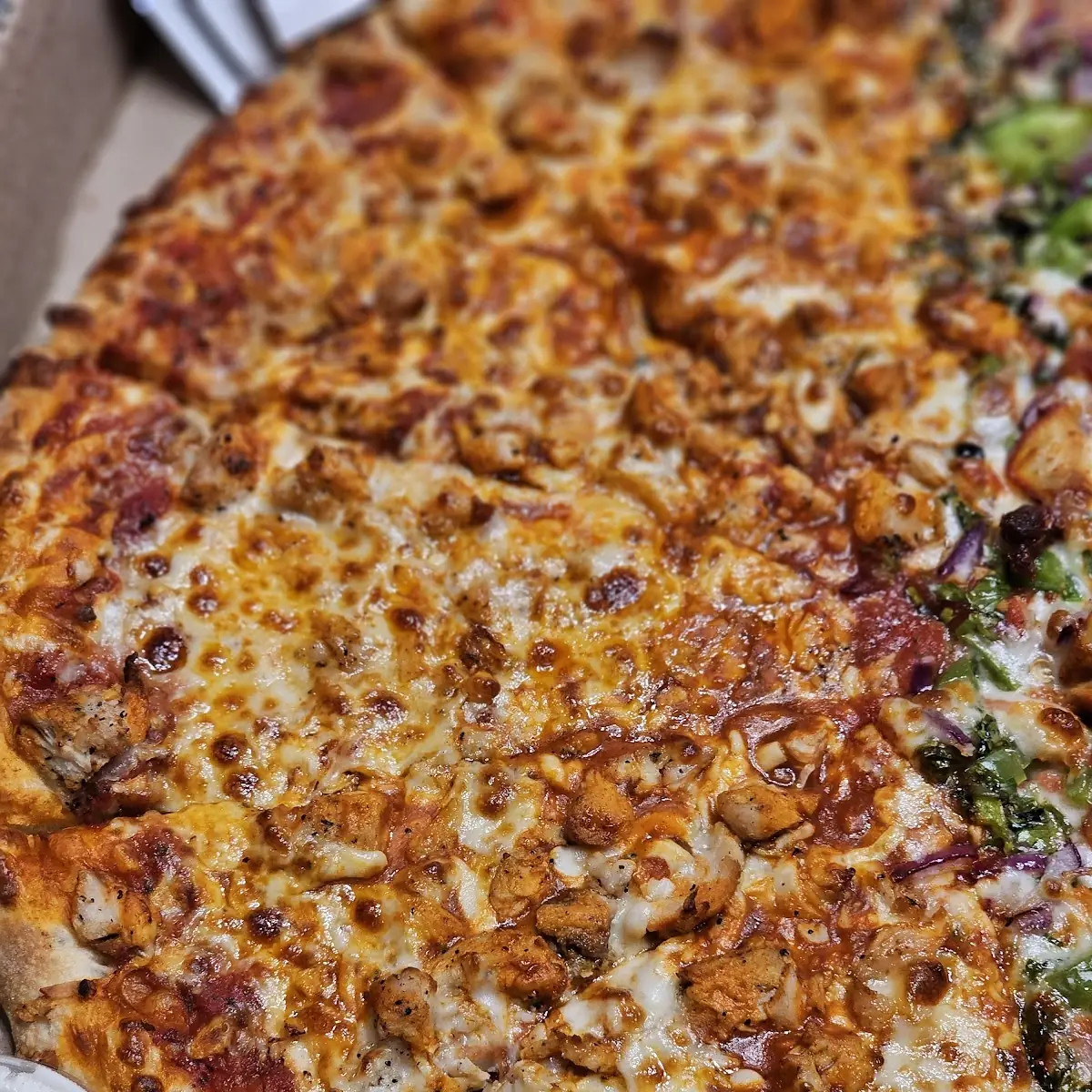Buffalo Chicken Tikka Pizza