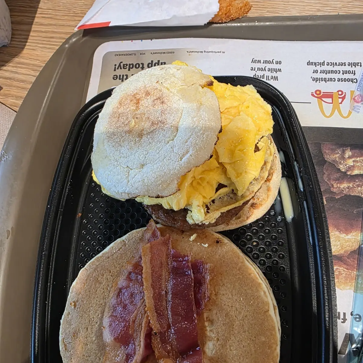 Big Breakfast with Hotcakes