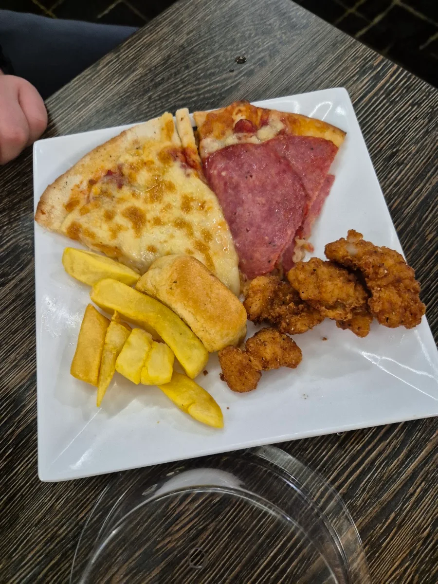 Pizza, Star Buffet Canberra