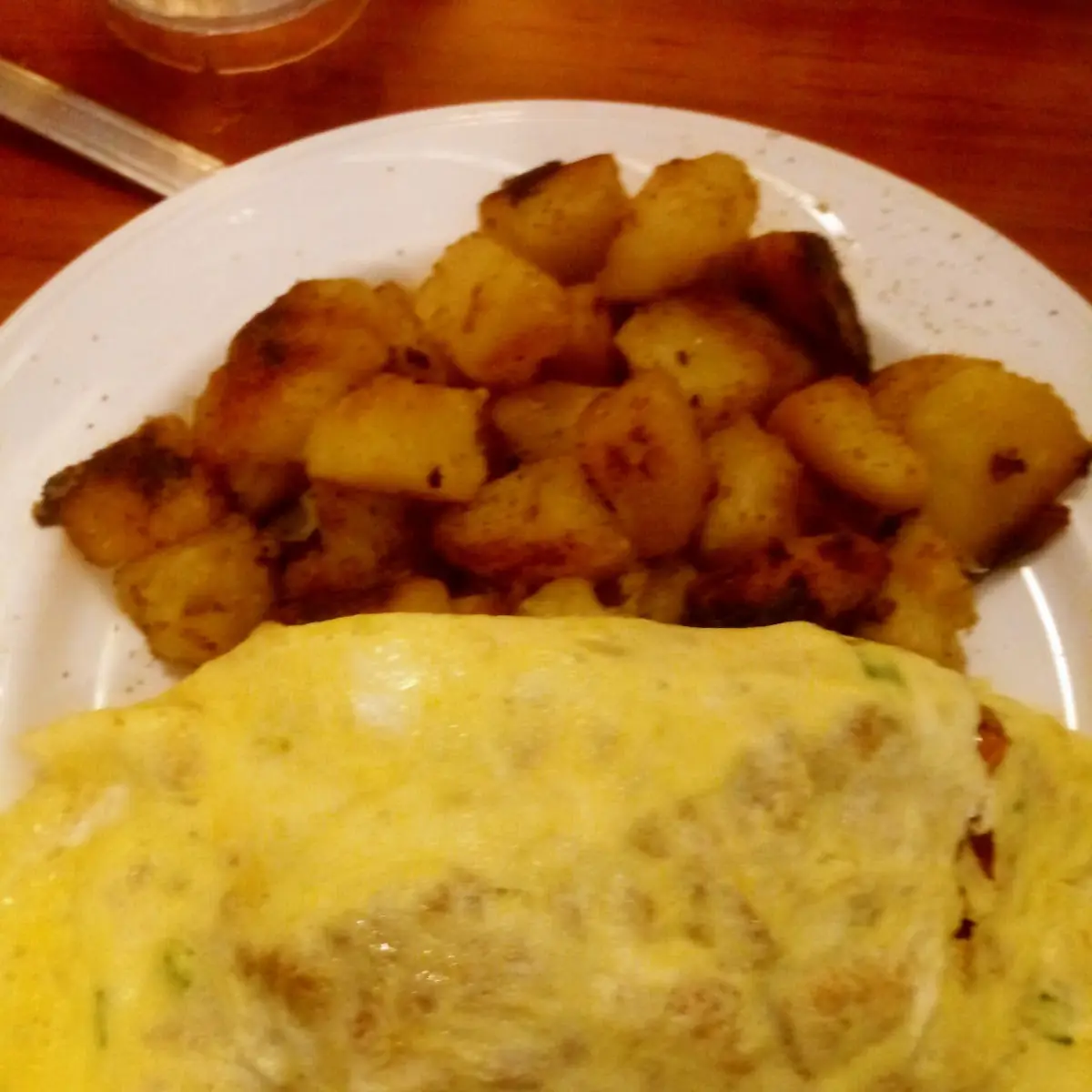 Everything Omelette and Home Fries