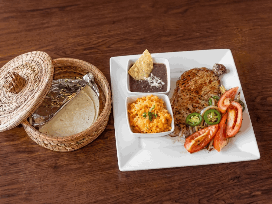 Highlights, Birria Cantina
