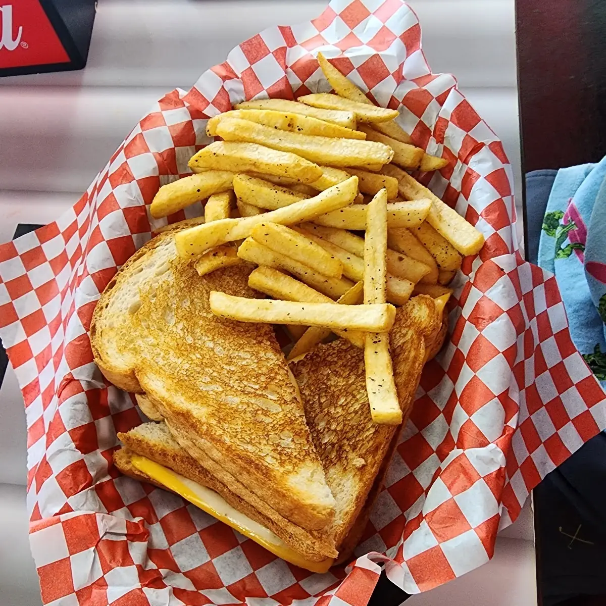 Kids Grilled Cheese w FF
