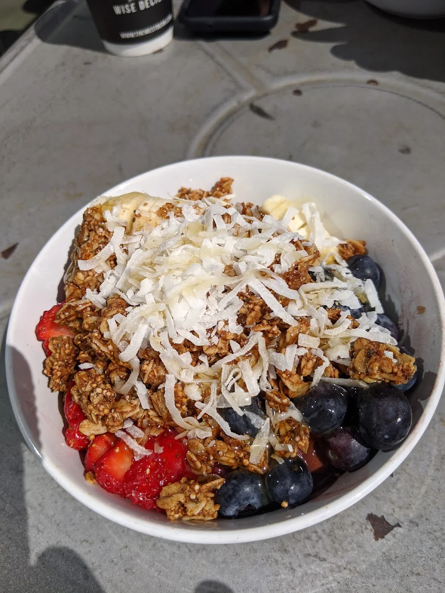 Greek Yogurt & Granola