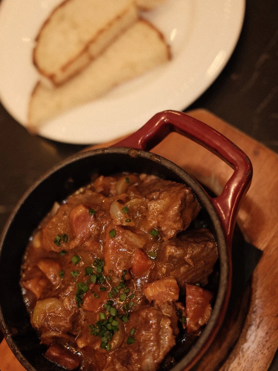 Boeuf Bourguignon, Café Constance signé BAZIN