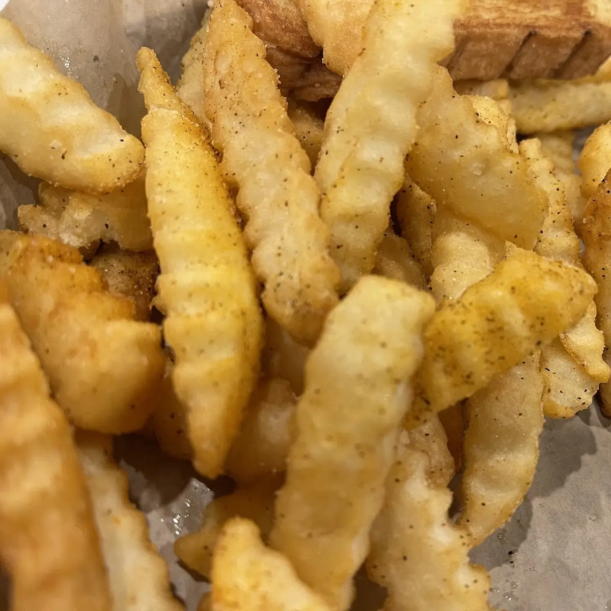 Crinkle-Cut Fries Large