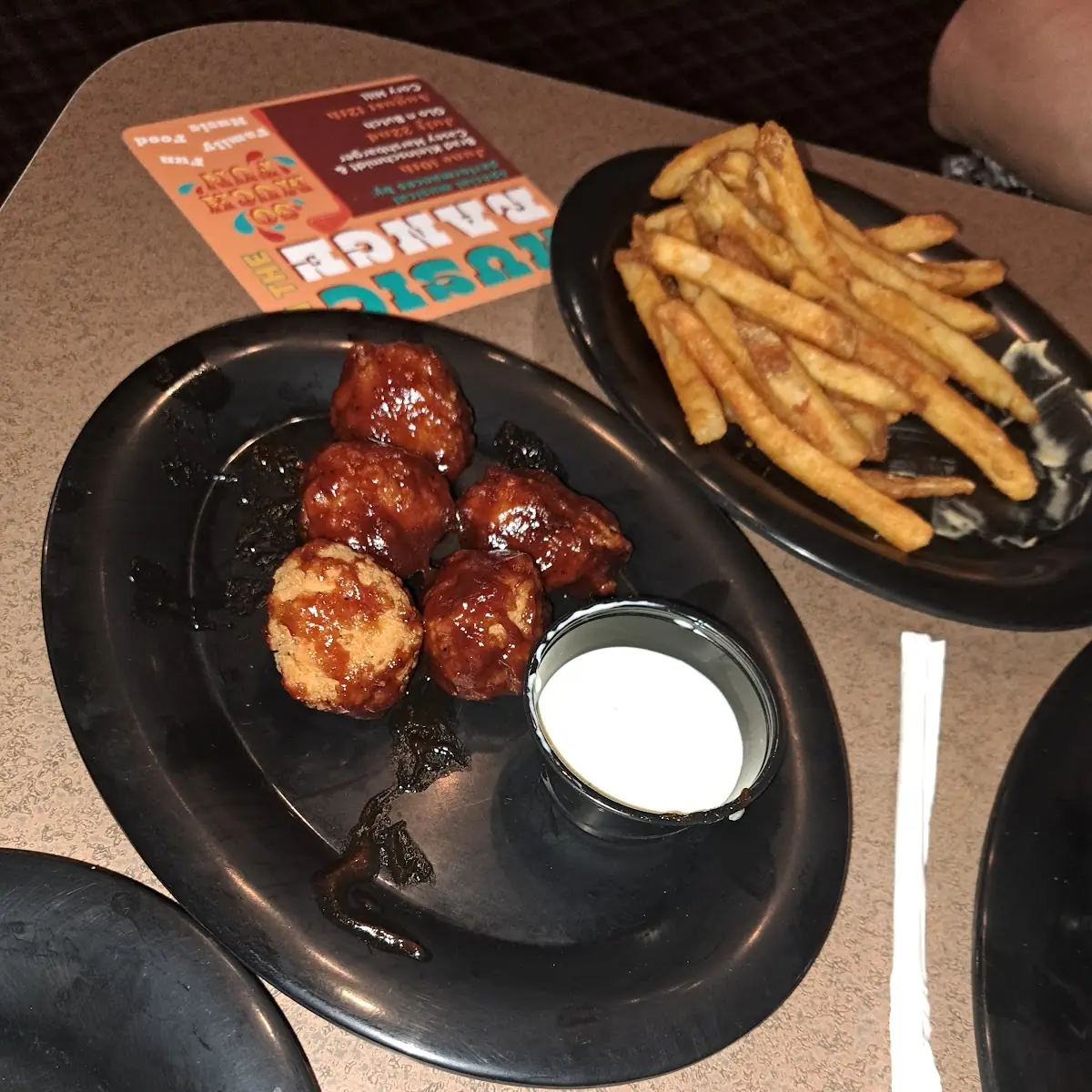 Boneless Wings and Fries