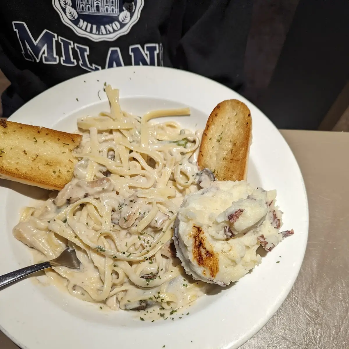 Fettuccine Alfredo
