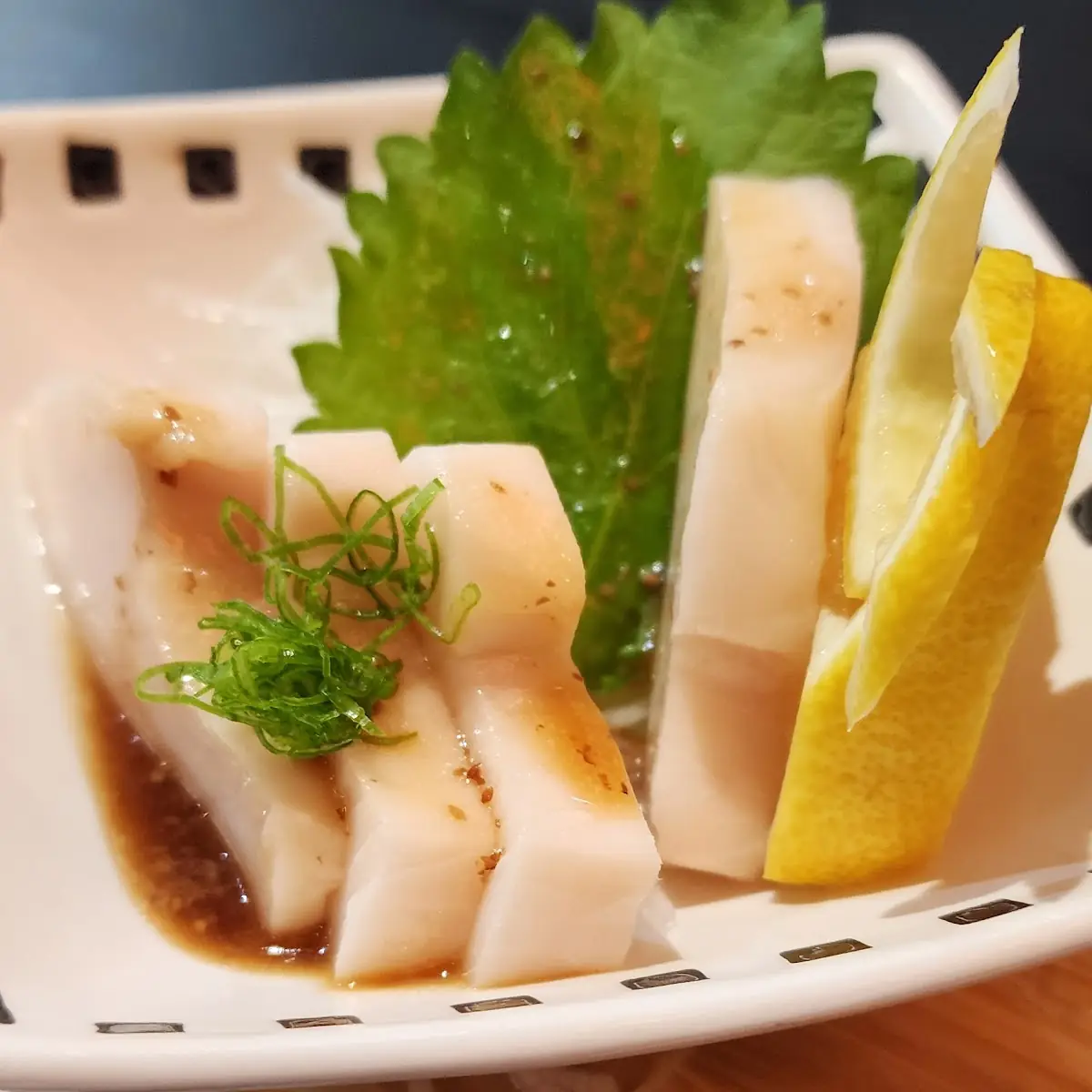 12 Pieces Sashimi Deluxe