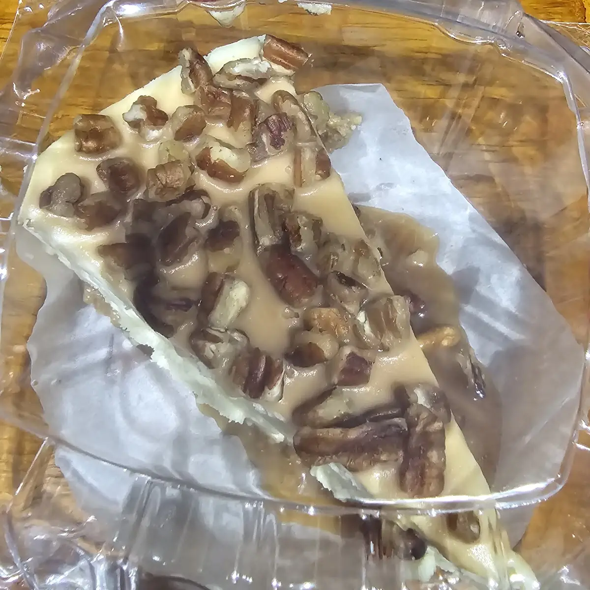 Praline Cheesecake Slice