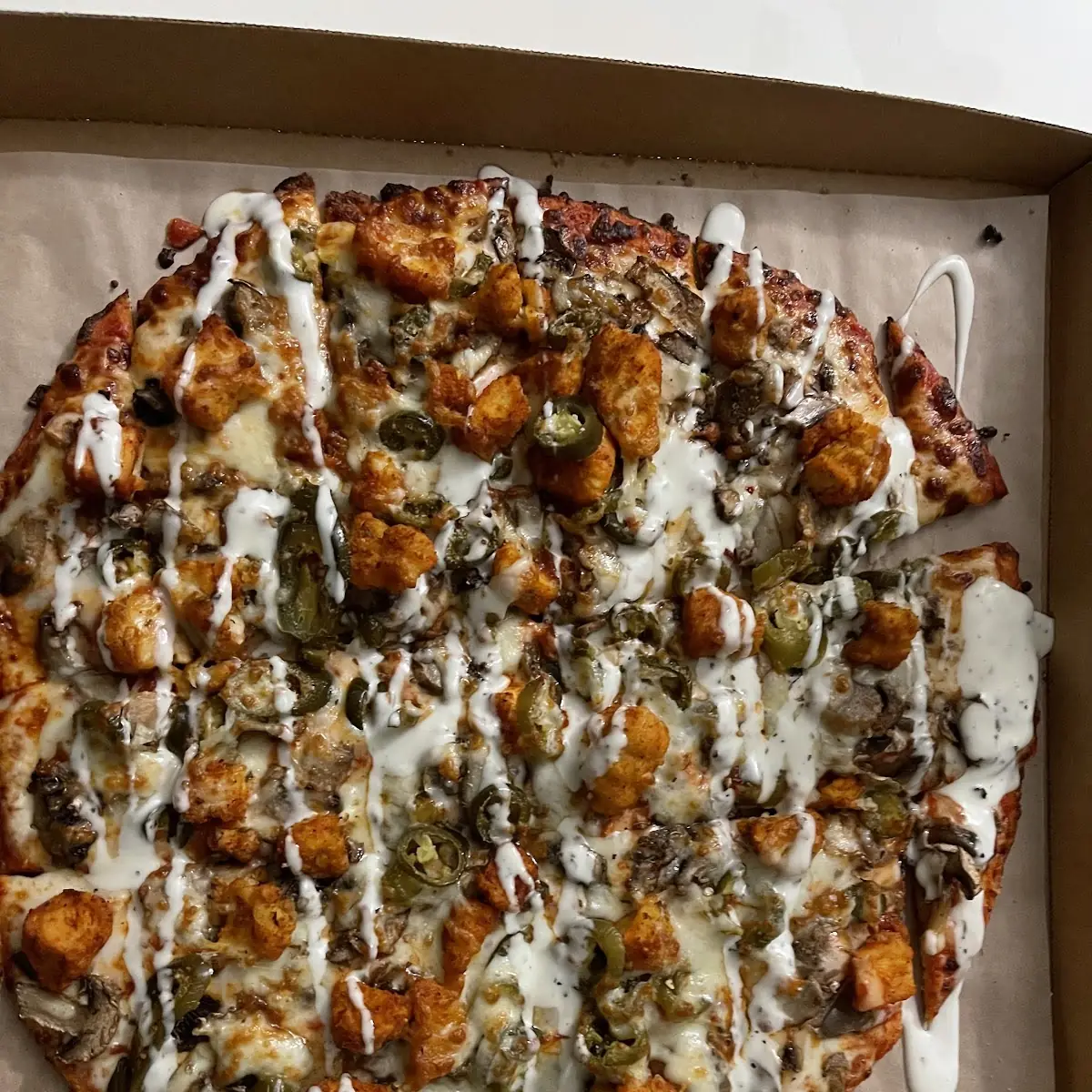 Hot Chicken Pizza