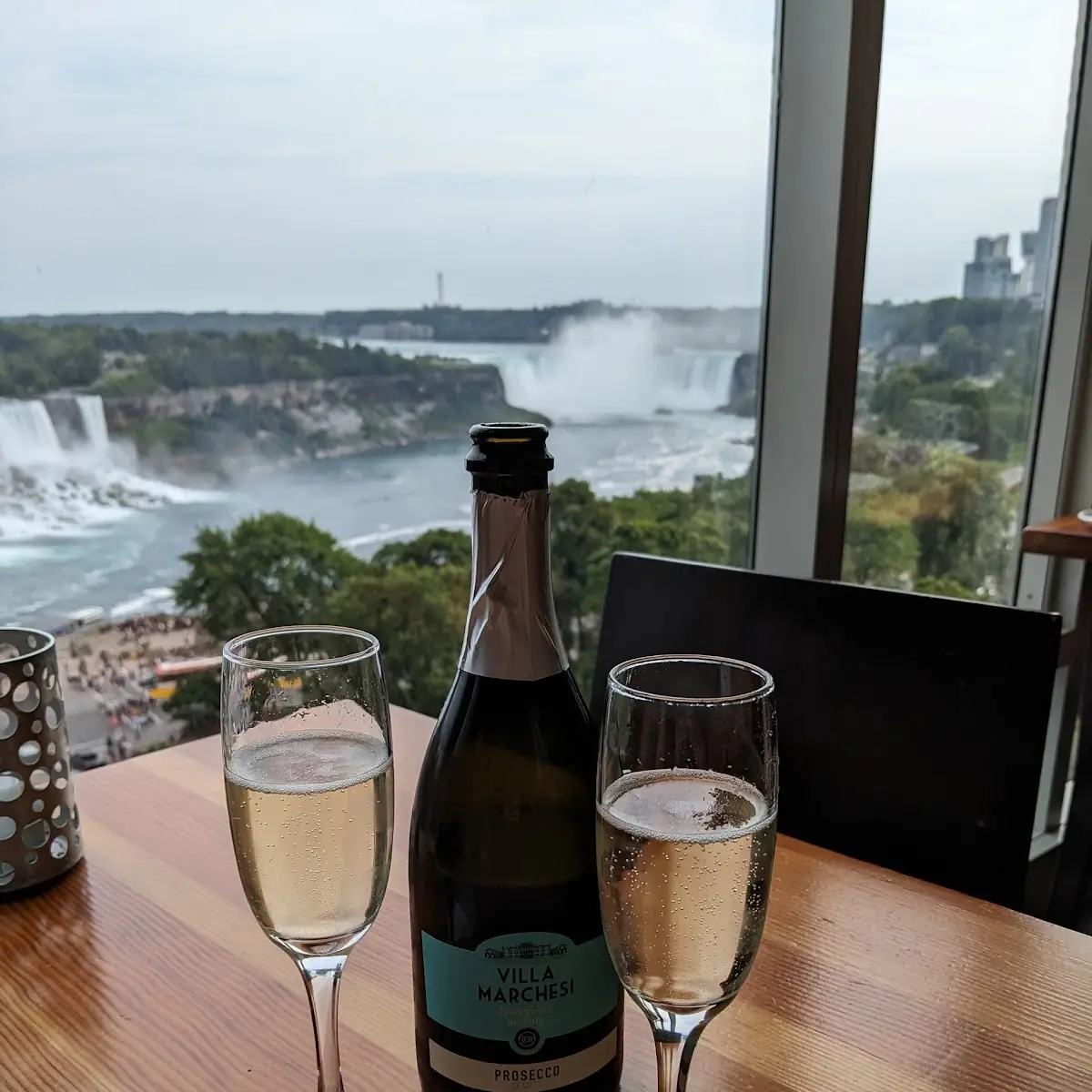 Prosecco, Massimo’s Italian Fallsview Restaurant