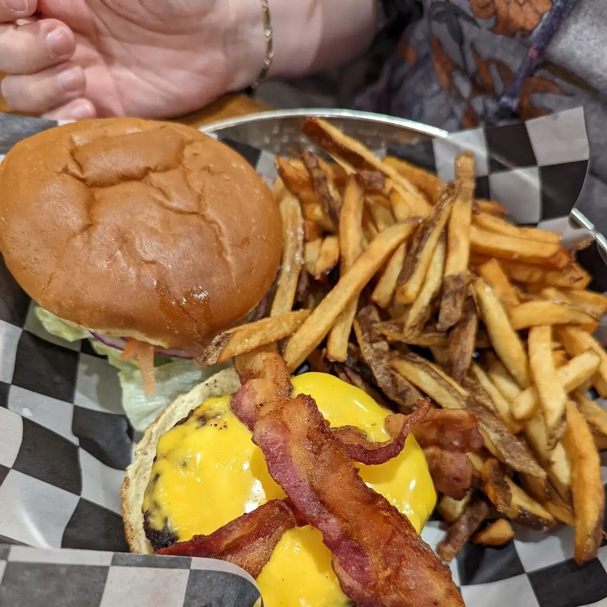 Bacon Cheeseburger