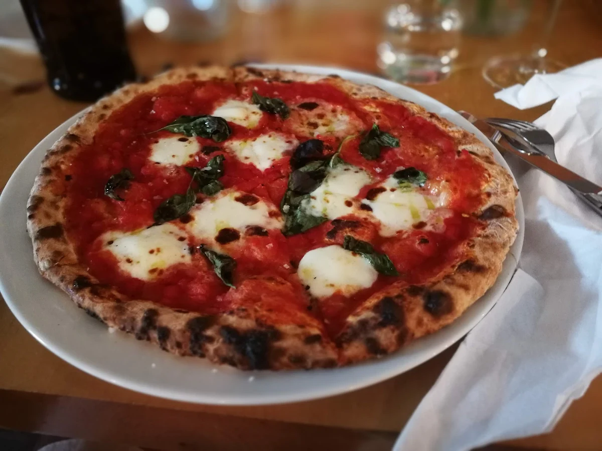 Pizza Margherita, Bruce Wine Bar