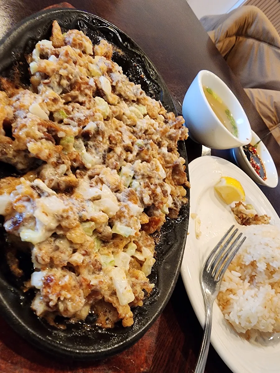 Sizzling Chicken Sisig