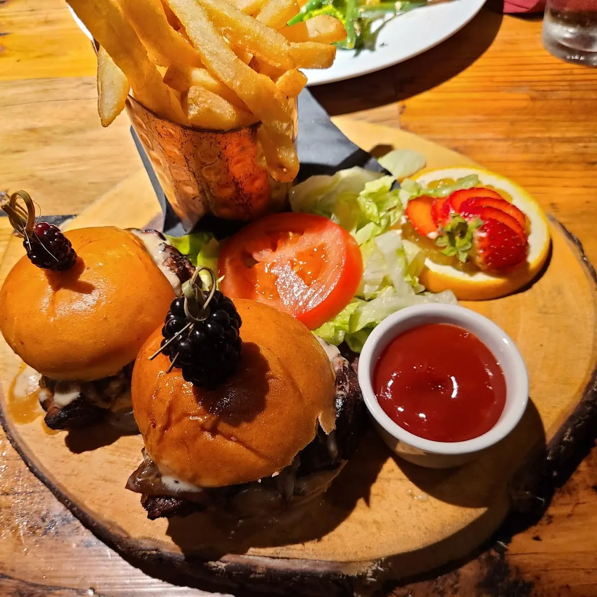 Filet Mignon Slider & Fries