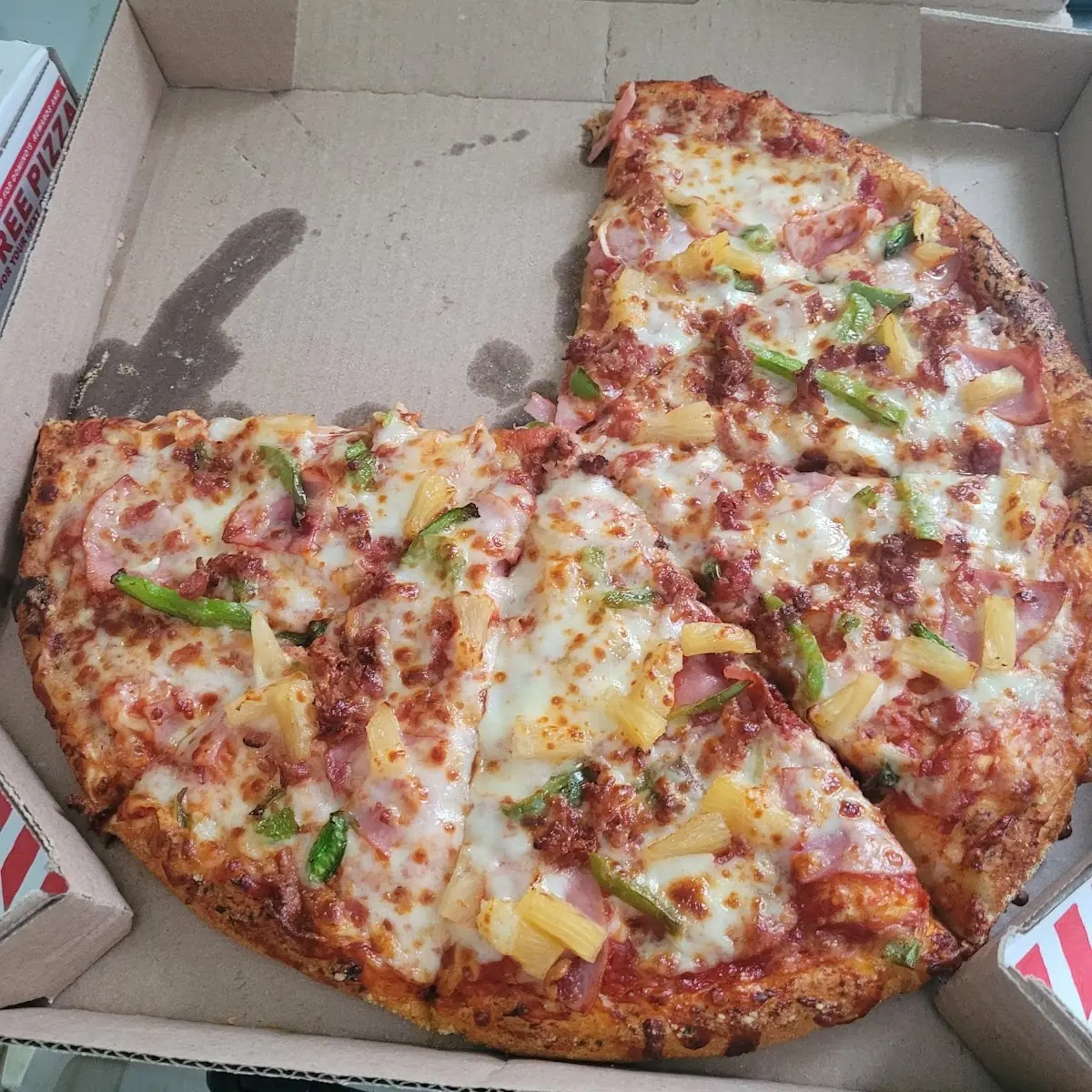 Hawaiian Pizza