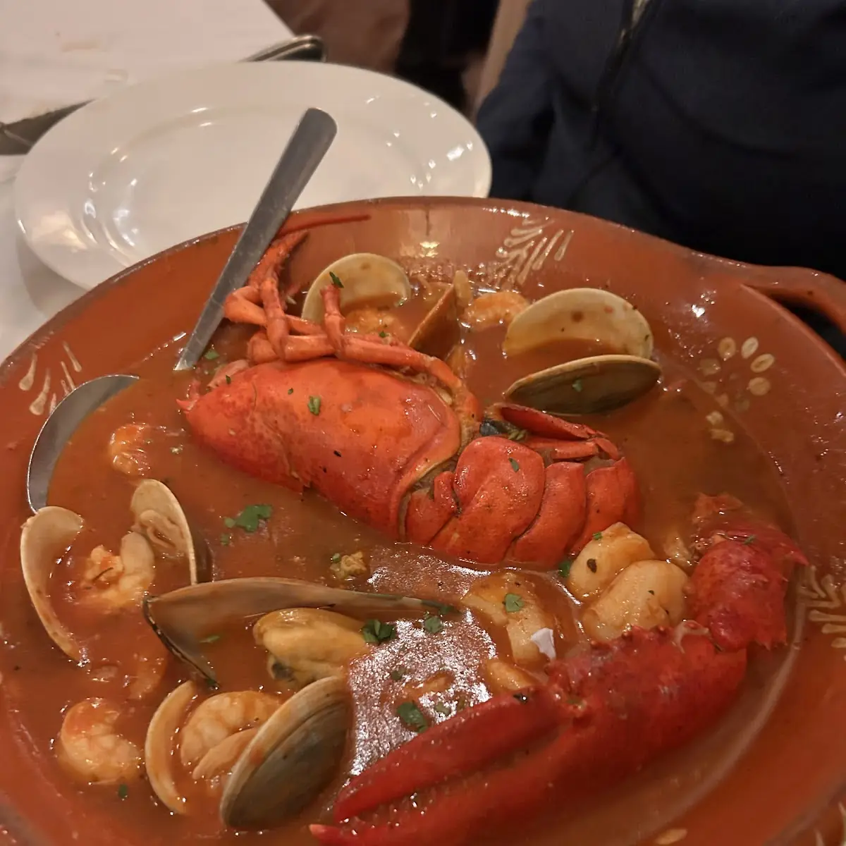 Mariscada En Salsa Verde