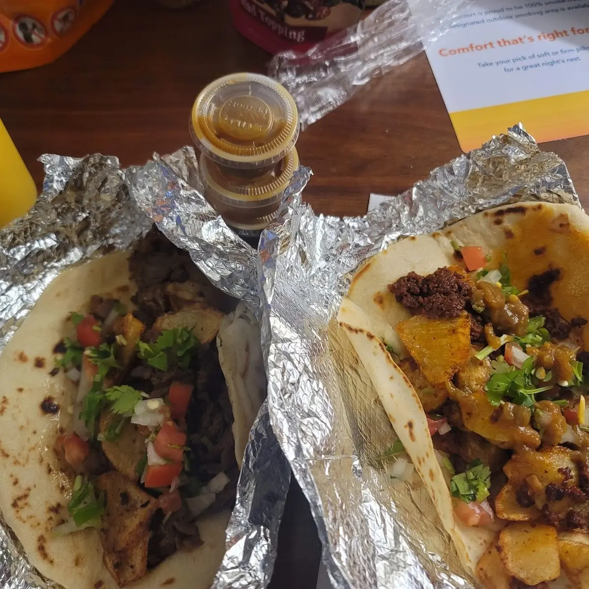 La Carte Crispy or Soft Beef Taco