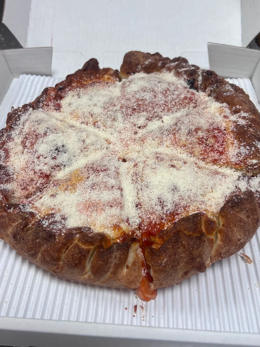 Chicago Stuffed Cheese Pizza