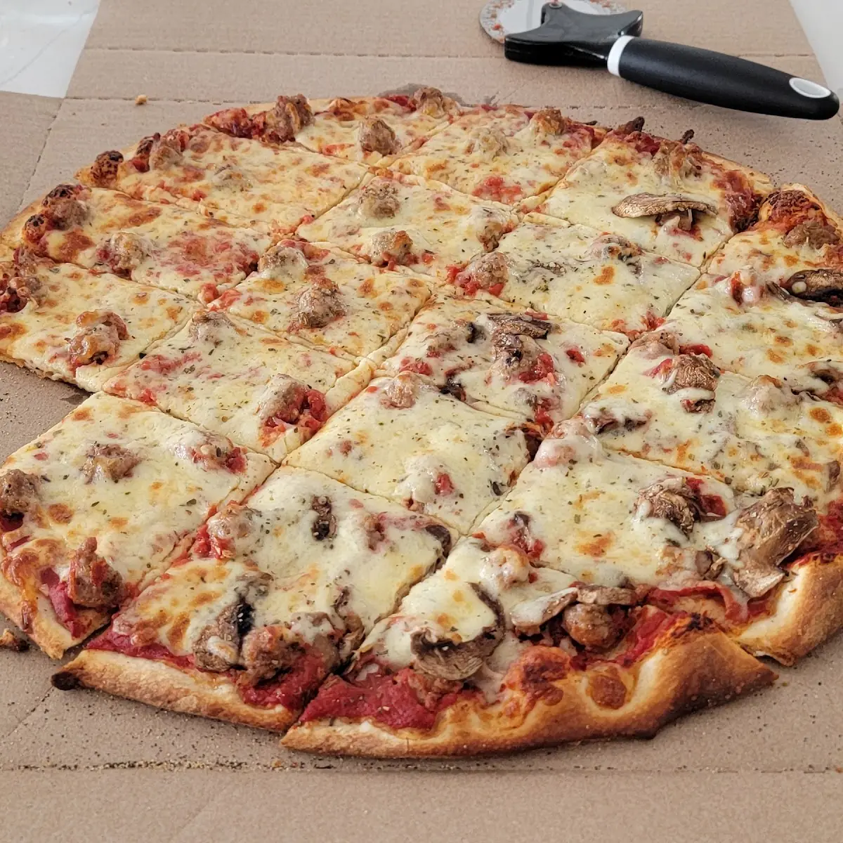 Tavern Thin Crust Pizza