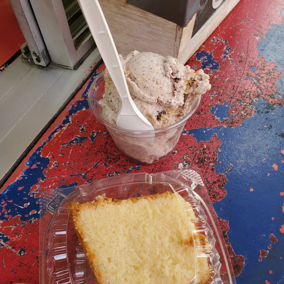 Berry and Pound Cake