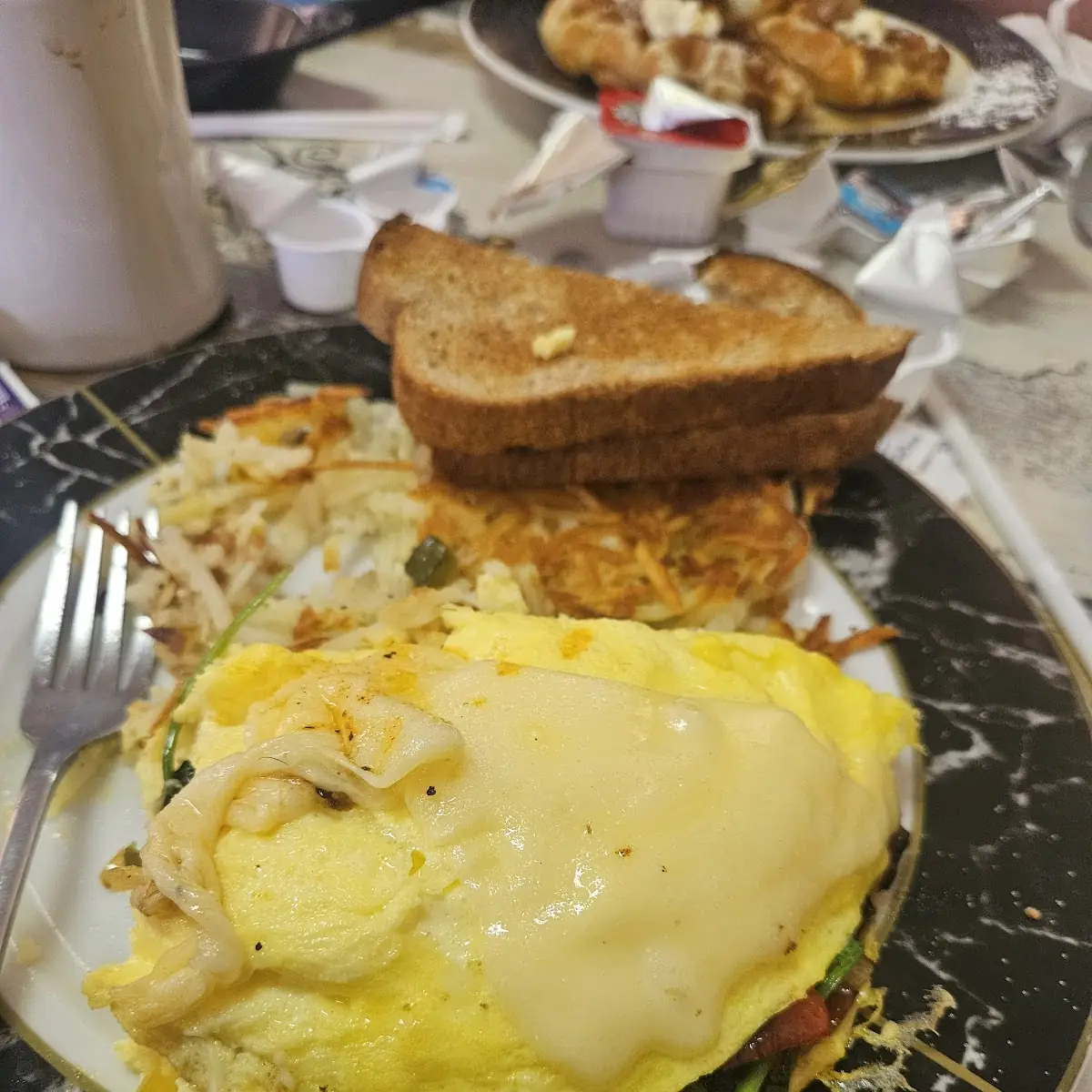 Veggie Omelette w Wheat Toast