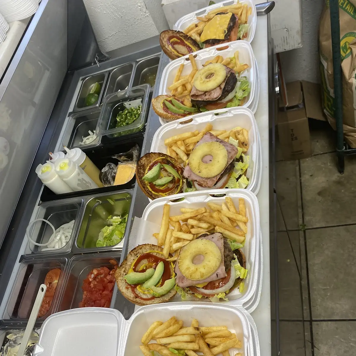 Cheeseburger Deluxe