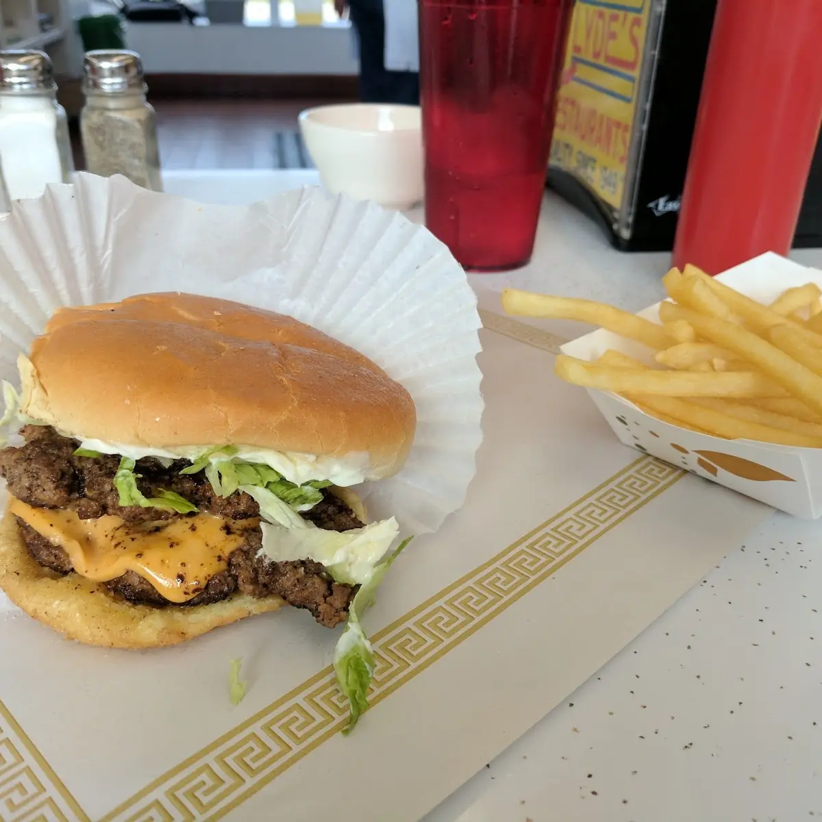 Cheeseburger Deluxe