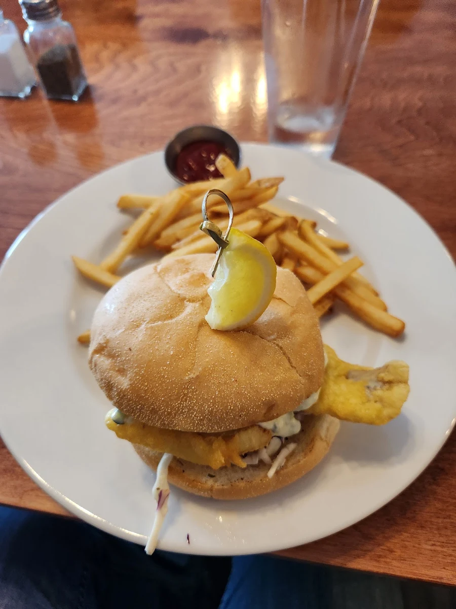 Fish Sandwich, Jolly Rogers Grill