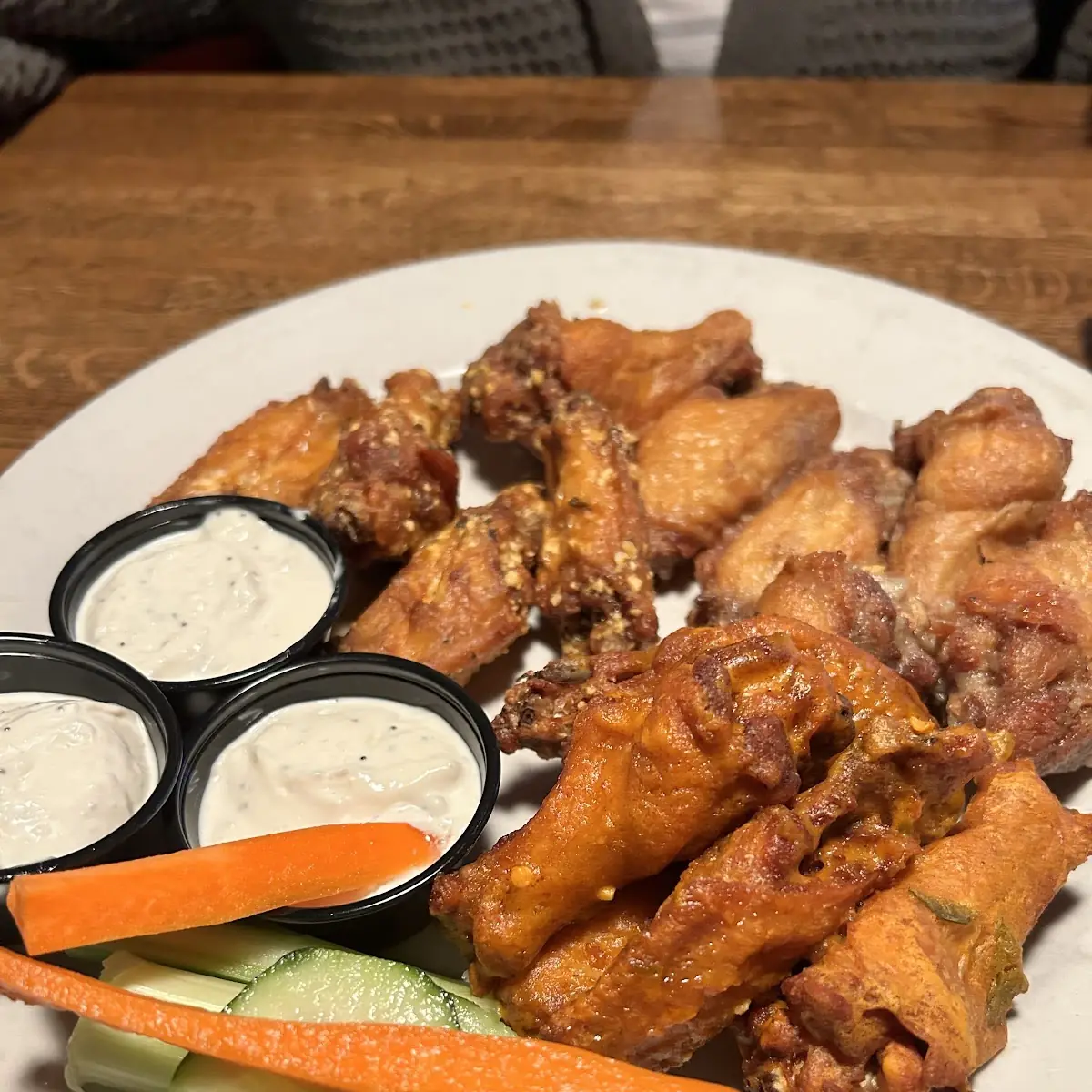 25 Wings 5 Different Flavors