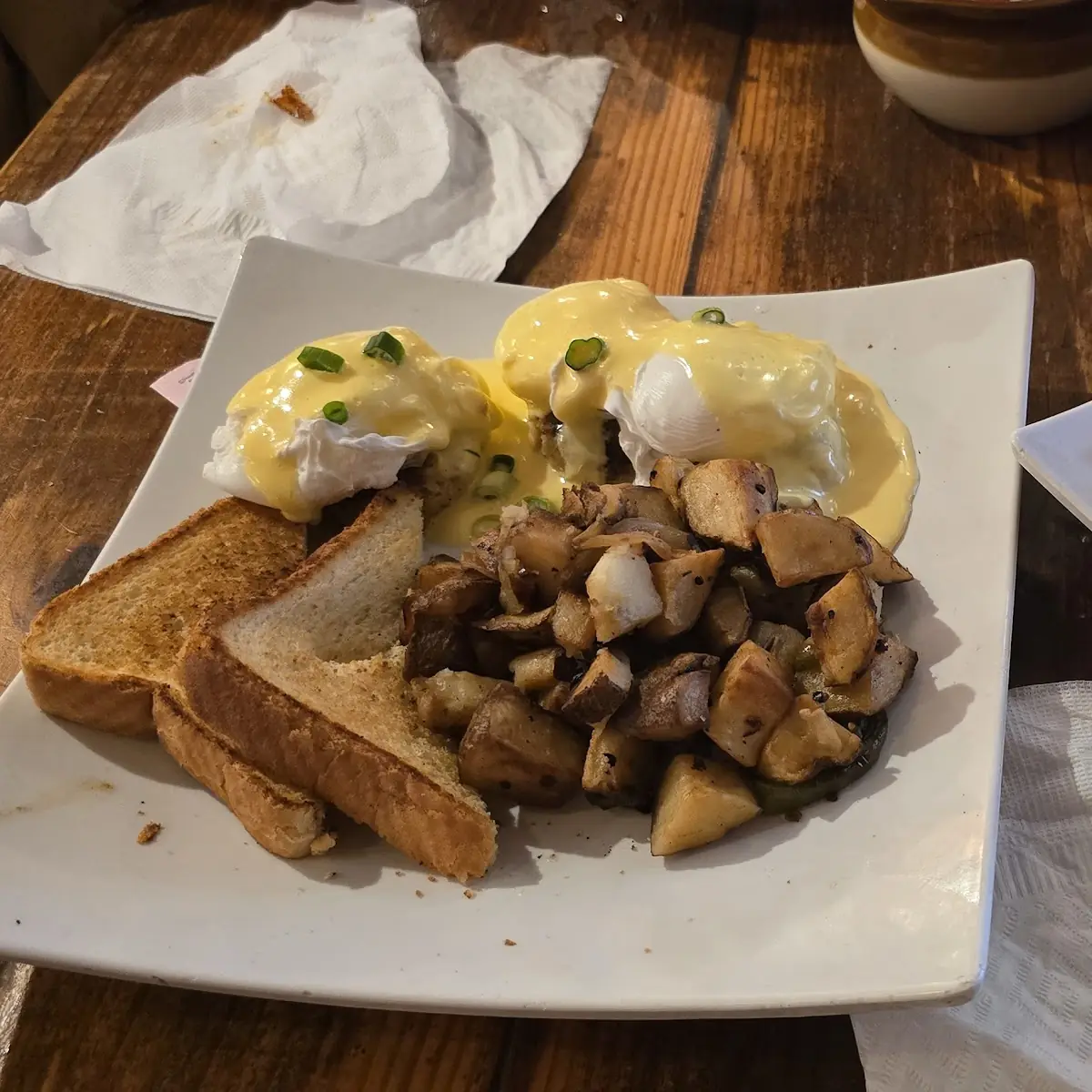 Crab Benedict