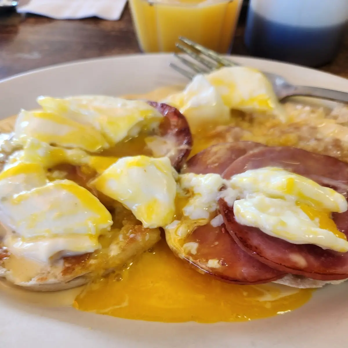 Eggs Benedict