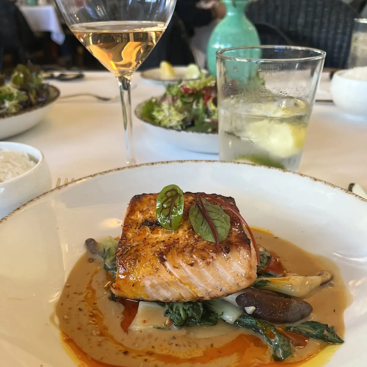 CA Hoi Nuong Roasted Salmon