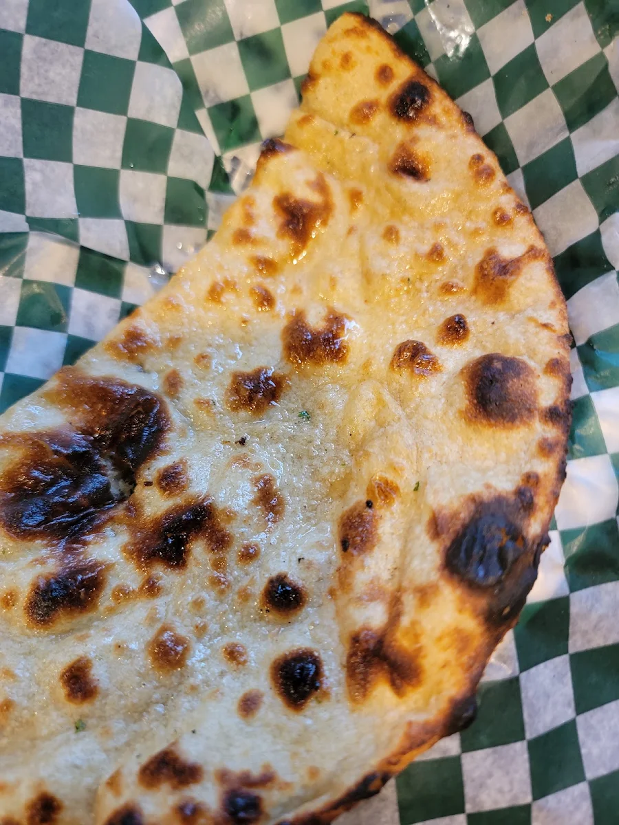 Tandoori Roti, Guru india restaurant